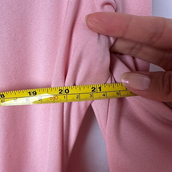 Vintage Pink Peignoir Boudoir Bedroom Jacket w/ Ostrich Feather Trim - Picture 4 of 9